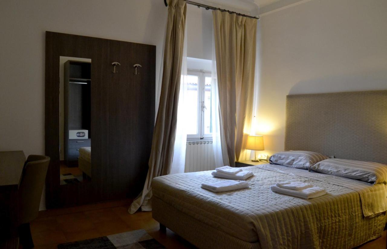 Gabrielli Rooms Et Apartments Sant Antonio Alloggio 4 M0230914084 Verona Eksteriør billede