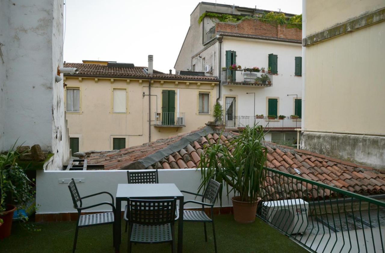 Gabrielli Rooms Et Apartments Sant Antonio Alloggio 4 M0230914084 Verona Eksteriør billede